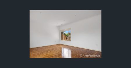 Well-Appointed Split-Level Residence with Flexible Floorplan - Photo 2