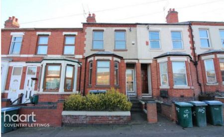 3 bedroom terraced house to rent - Photo 5