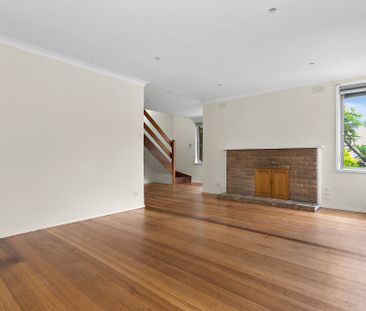 9 Lobelia Court, Blackburn North - Photo 2