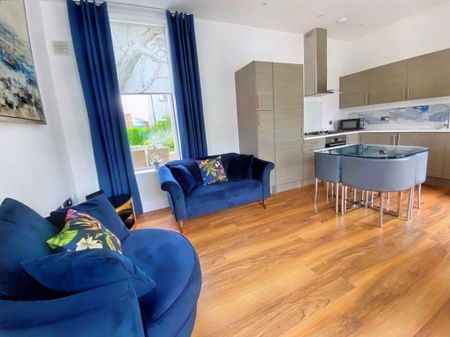 1 bedroom flat to rent - Photo 5