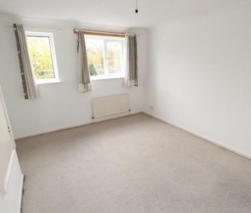 2 bedroom property to rent - Photo 4