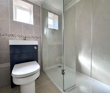 3 bedroom semi-detached house to rent - Photo 6