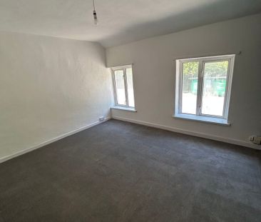 Cowbridge Road West, Cardiff - Photo 1
