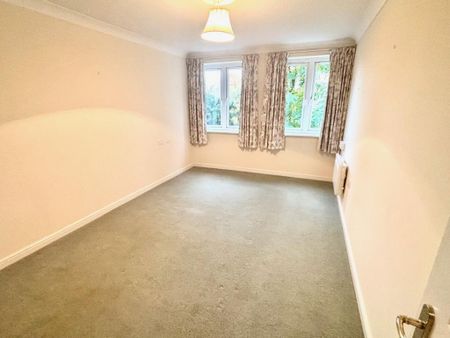 2 bedroom retirement property to rent - Photo 3