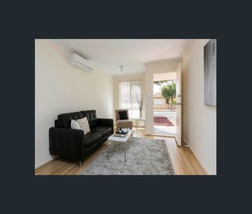Neat 3-bedroom home just 15 minutes from the CBD - Photo 3
