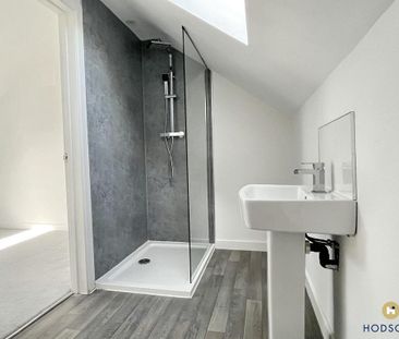 4 bedroom semi-detached house to rent - Photo 6