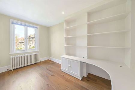 A recently decorated two double bedroom apartment with private terrace in Maida Vale. - Photo 5