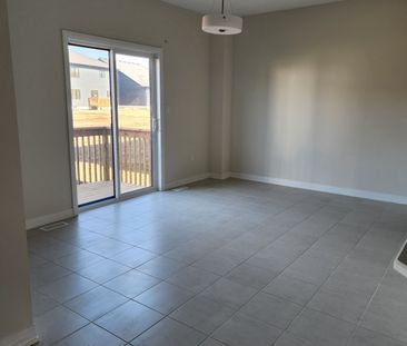 For Lease - 3160 searidge Street, Severn, Ontario - Photo 2