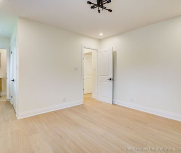 For Lease - 22 Gleneagle Crescent, Toronto, Ontario - Photo 3