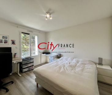 Location Maison 5 pièces 131m² POISSY 78300 - Photo 3