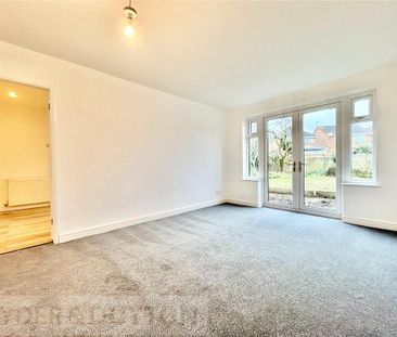 3 bedroom bungalow to rent - Photo 1