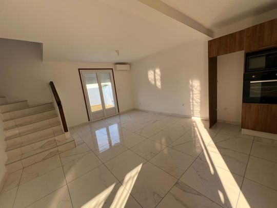 LOCATION MEUBLEE - FRONTIGNAN Centre - 5 pièces - RARE et RECHERCHE - Photo 1