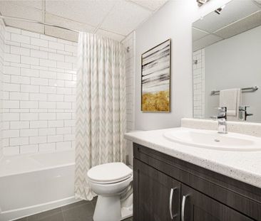 Riverside Tower - Photo 1