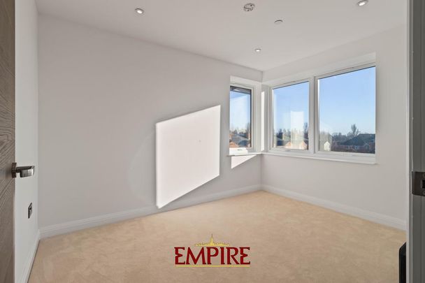 1 bedroom in a flat share to rent - Photo 1