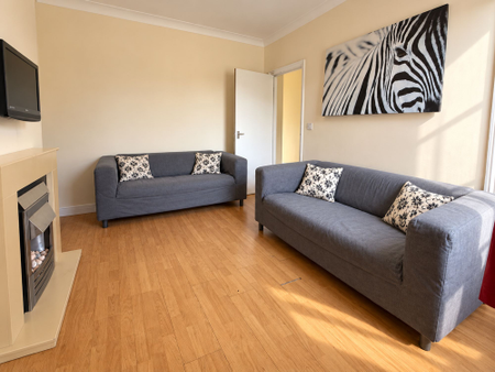 Wycliffe Road, Bournemouth, BH9 - Photo 2