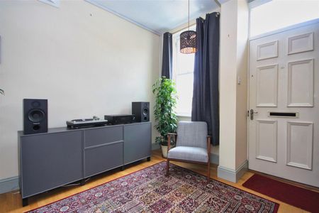 2 bedroom terraced house to rent - Photo 3