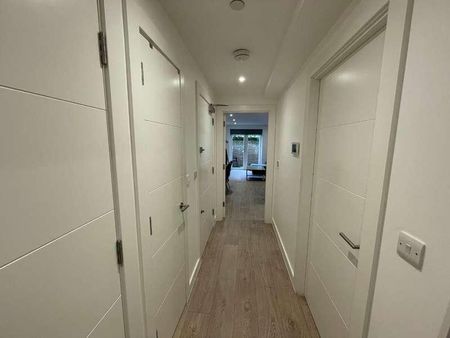 Churchwood Gardens, Forest Hill, London, SE23 - Photo 2