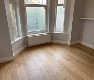 2 Bedroom Apartment To Let - Photo 4