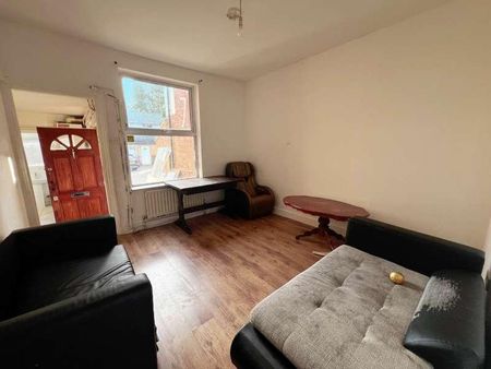 Victoria Street, Dunstable, LU6 - Photo 3
