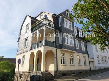 Schöne 4-Zimmerwohnung in zentrumsnaher Lage von Gummersbach! - Photo 4