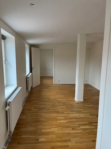 Västra Åpromenaden, Köping - Foto 2