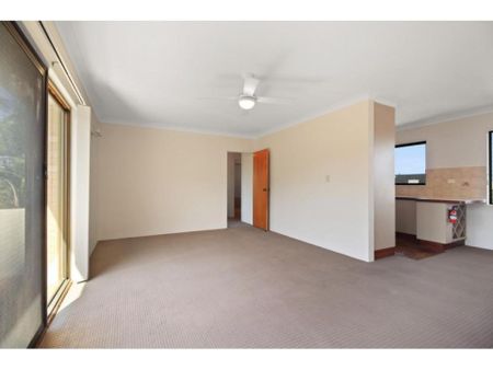 3 / 10 Underwood Street, Corrimal, NSW 2518 - Photo 5