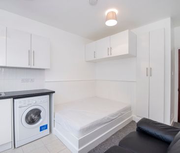 Chamberlayne Road, Kensal Rise, NW10 - Photo 3