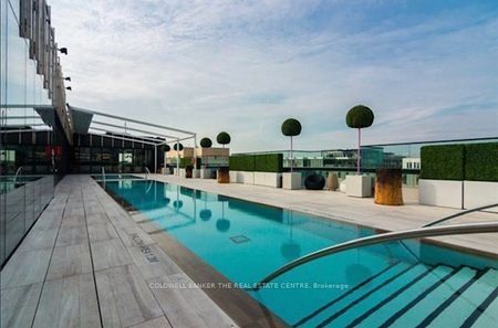 Thompson Residence Lofts 621-629 , #423 - Photo 2