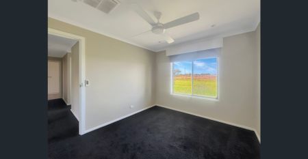 Unique opportunity - Rural 3 bedroom home for the entertainer - Photo 3