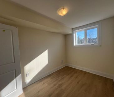 For Lease - 173 Seguin Street, Richmond Hill, Ontario - Photo 2