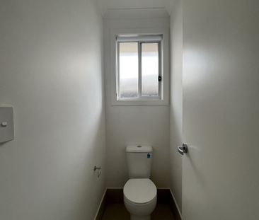 Beautiful Brand New Home! - Photo 1