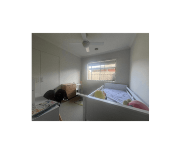 SPACIOUS FOUR BEDROOM HOME! - Photo 3