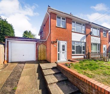 3 bedroom semi-detached house to rent - Photo 5