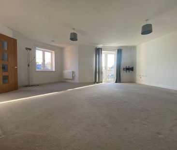 2 bedroom retirement property to rent - Photo 2