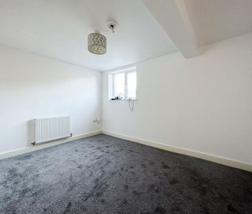 3 bedroom apartment to rent - Photo 5