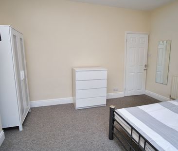 121 Leopold Street - Photo 2