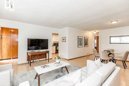 For Lease - 506 Duclos Point Road, Georgina, Ontario - Photo 4