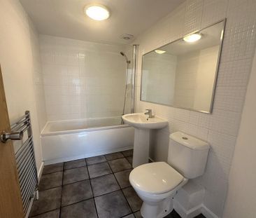 2 bedroom apartment to rent - Photo 4