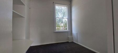 Renovated 3 bedroom at 100 North Street - Photo 5