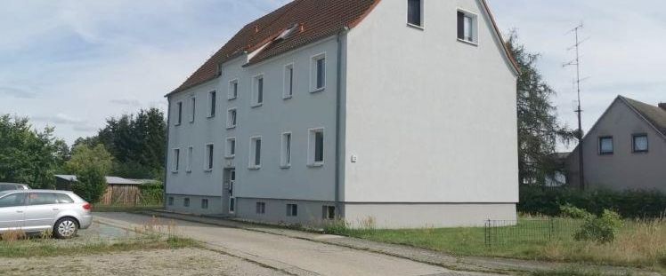 Wartha - Einbauküche in modernisierter DG-Wohnung - Photo 1