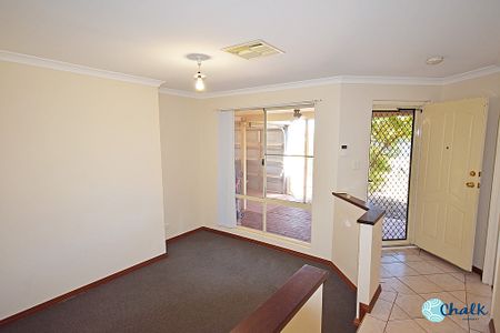 FAMILY HOME! LAWN MOWING INCLUDED! - Photo 3