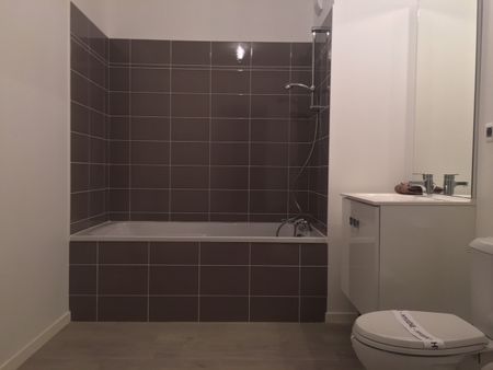 Location Appartement 2 pièces 46m² REIMS 51100 - Photo 3