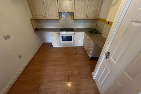 1 bedroom flat to rent - Photo 3