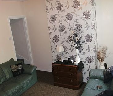 4 Bedroomed Student House - Photo 5