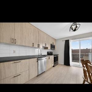 Rez-de-chaussée, très beau 5 1/2 a louer Repentigny secteur Legardeur - Photo 2