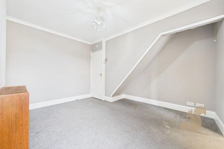 Myrtle Grove, Colchester - Photo 3