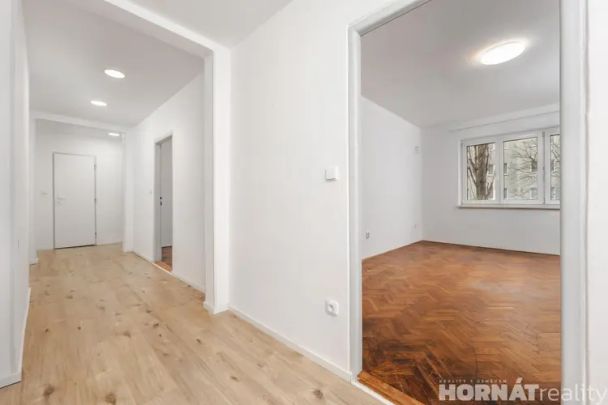 Pronájem, byt 2+1, Karpatská, 56 m - Fotografie 1