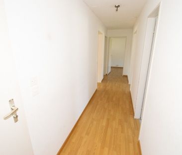 Spacieux appartement de 3,5 pièces dans un emplacement central - Photo 1