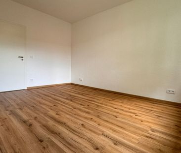 *** Wir modernisieren für Sie! Nur wenige Schritte bis zum Schlossp... - Photo 2