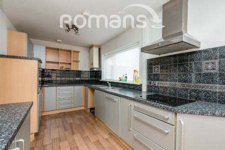 Kingston Road, Camberley, GU15 - Photo 5